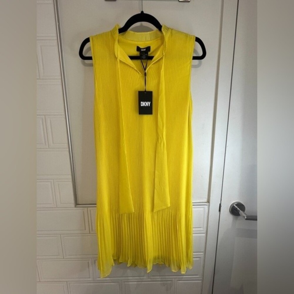 NWT- Yellow DKNY Women's Sleevelss Tie Neck Dress